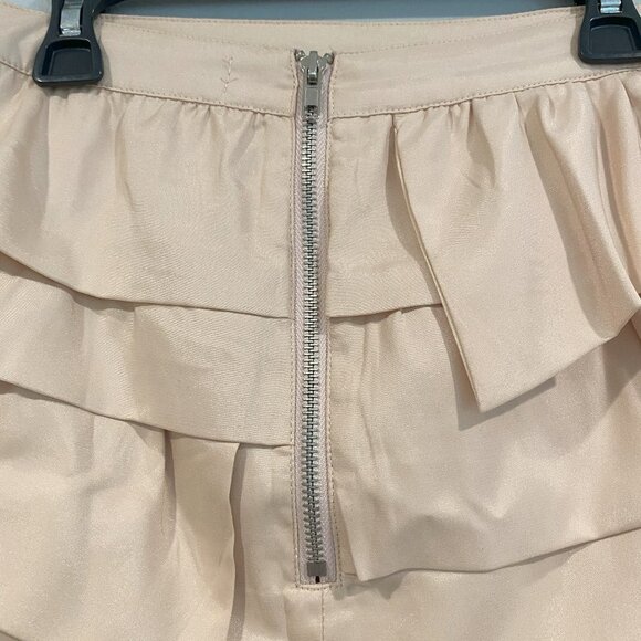 Akira Cream Colored Ruffled Mini Skirt - Size Medium - Picture 5 of 5